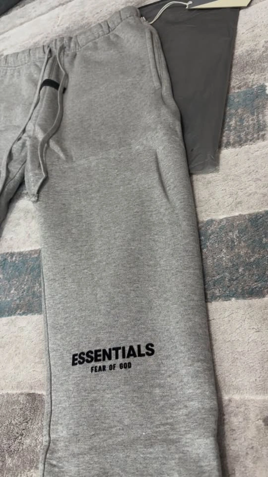 Fear of God Essentials Tracksuit | Dark Oatmeal | S & M - photo 3