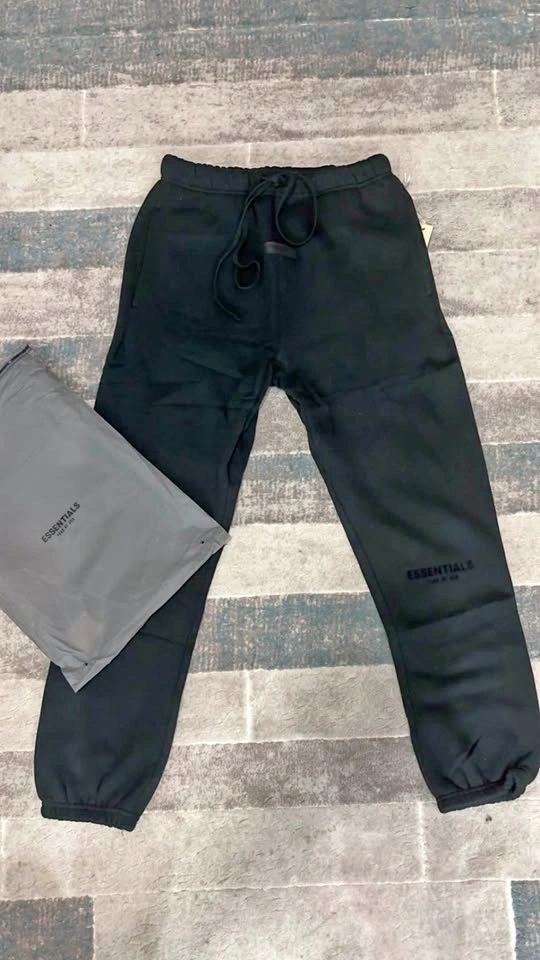 Fear of God Essentials Sweatpants – Black
