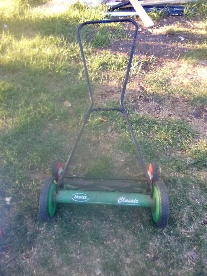 Scotts Classic Reel Mower