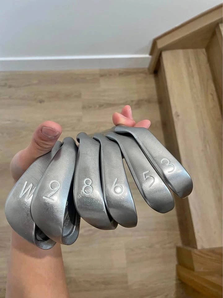 Vintage Ping Eye 2 Irons (Incomplete Set)