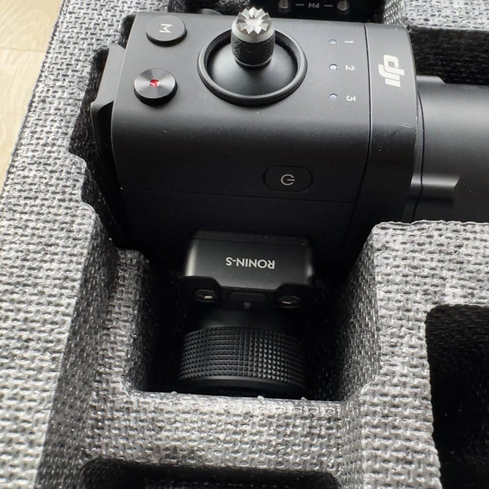 DJI Ronin-S Gimbal Stabilizer with Case - photo 2