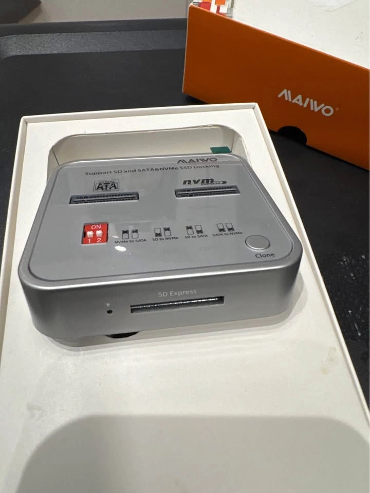 MAIVO NVMe SSD Docking Station - photo 2