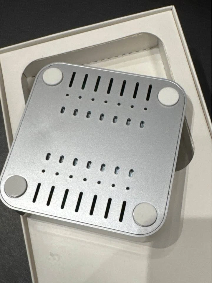 MAIVO NVMe SSD Docking Station - photo 3