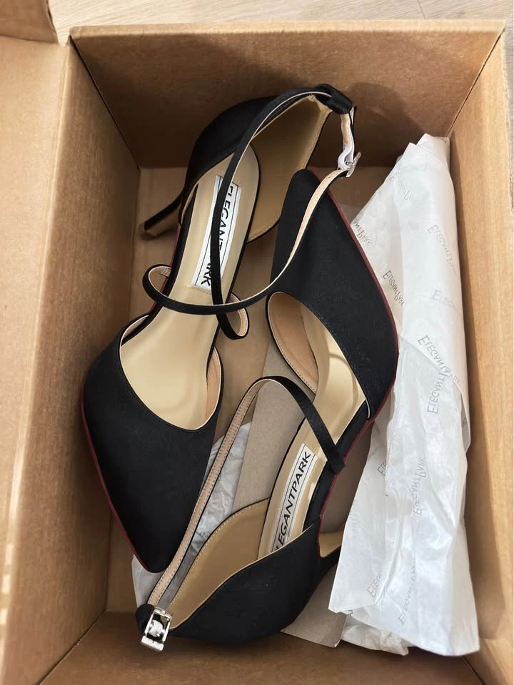 Pointed Toe High Heels Pumps - photo 2