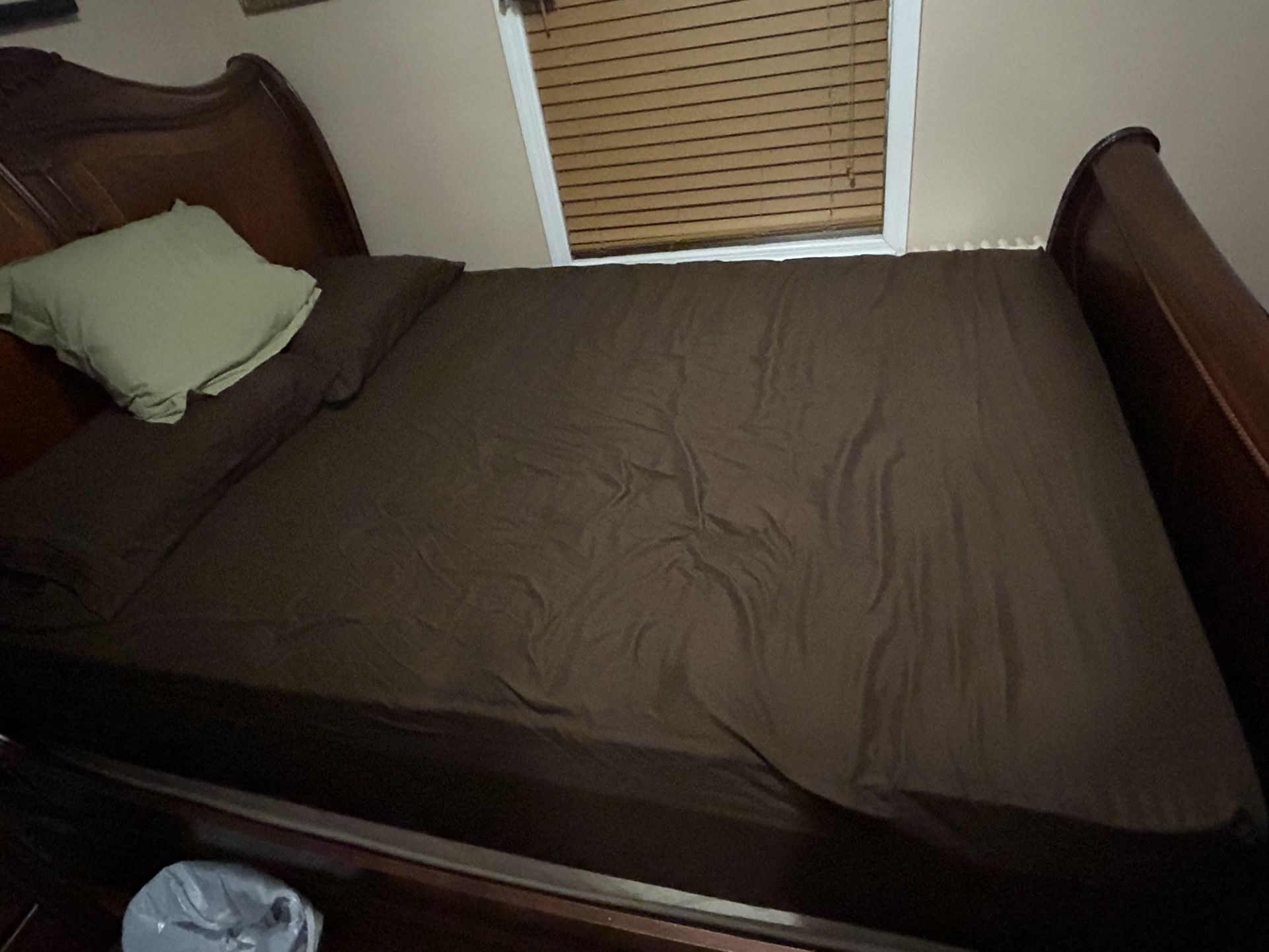 King-size Bedframe And Mattress - photo 2