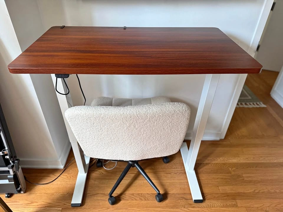 Electric Standing Desk & Chair