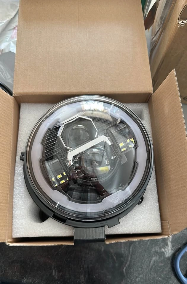 LED Headlight Upgrade Kit for Triumph Modern Classics