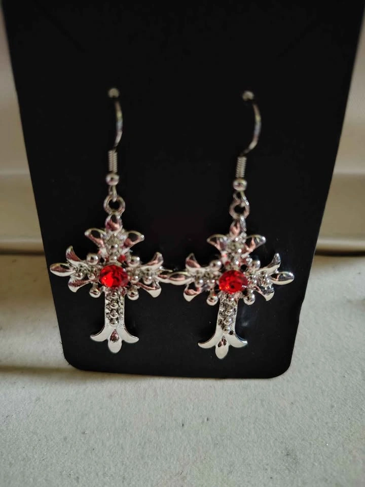 Vintage Gothic Cross Earrings Red Gemstone Alt Vampire Punk NWT - photo 3