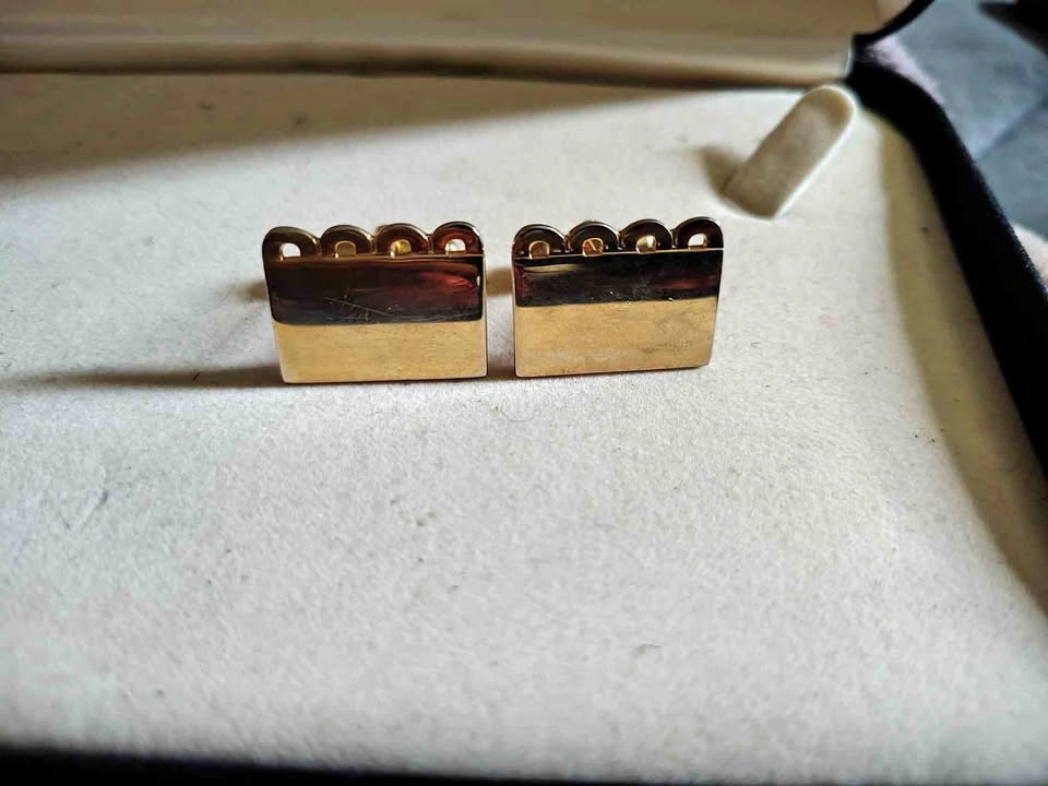 Vintage 1950s Swank Gold Tone "Castle Wall" Cufflinks