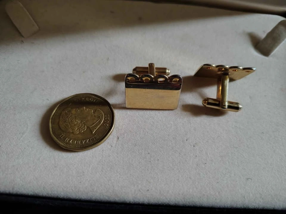 Vintage 1950s Swank Gold Tone "Castle Wall" Cufflinks - photo 4