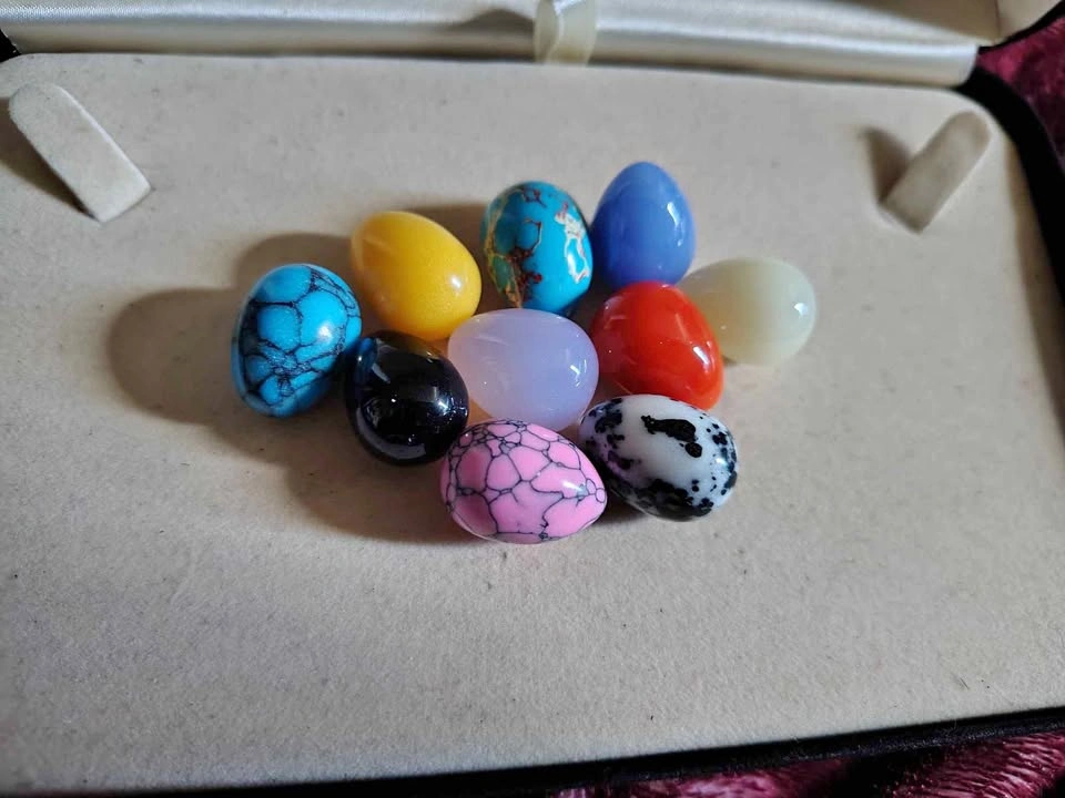 9 Natural Mineral Stones Crystal Eggs Assortment