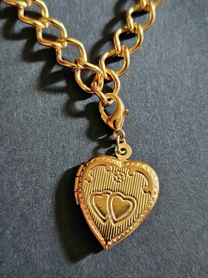 Gold Chunky Rolo Chain Bracelet with Opening Heart Locket