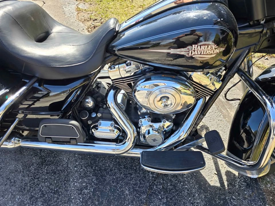 Harley Davidson Electra Glide Classic 2013 - photo 3