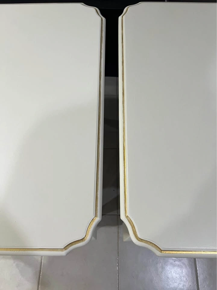Elegant French Provincial Side Stands (Set of 2) - photo 3