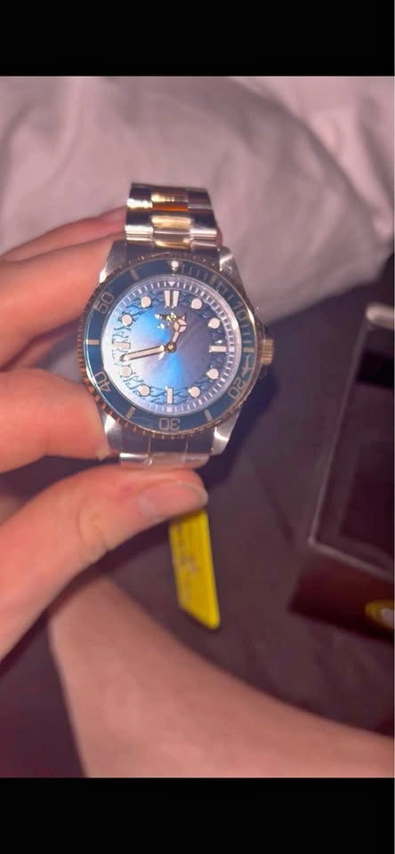 Men’s blue dial pro diver watch