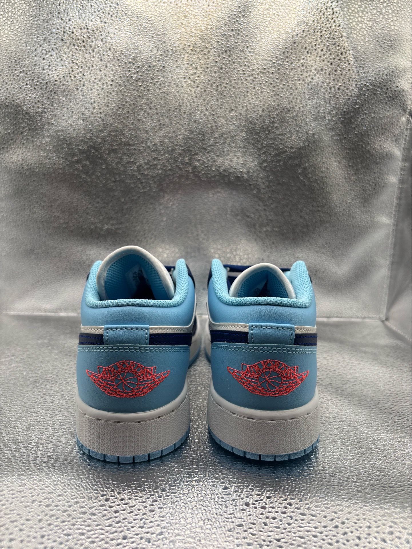 Air Jordan 1 Low Sail Blue Chill GS - photo 4