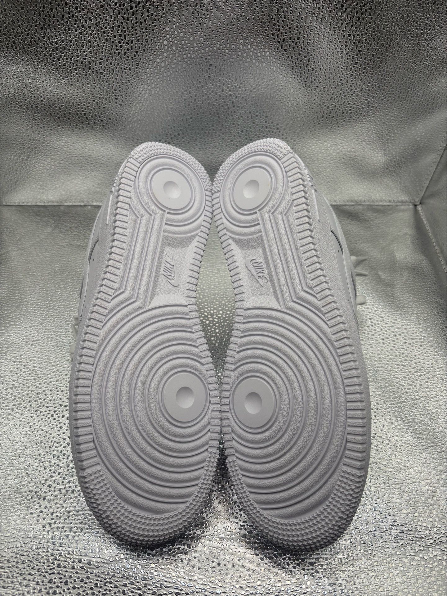 Nike Air Force 1 Low Triple White - photo 3