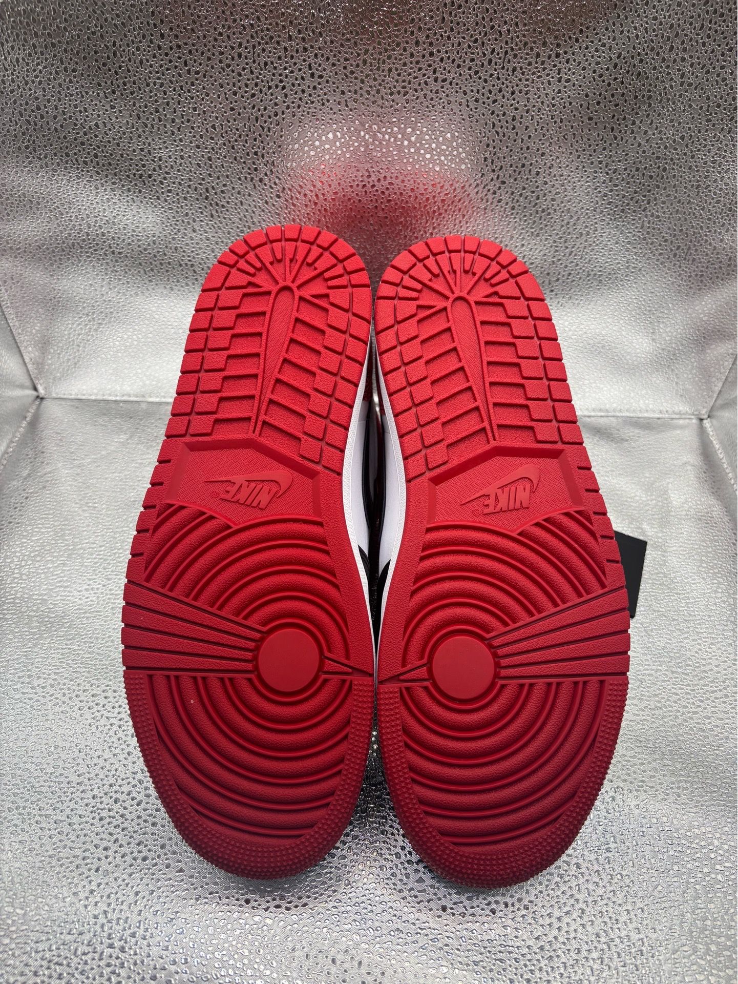Air Jordan 1 High Ruby - photo 3