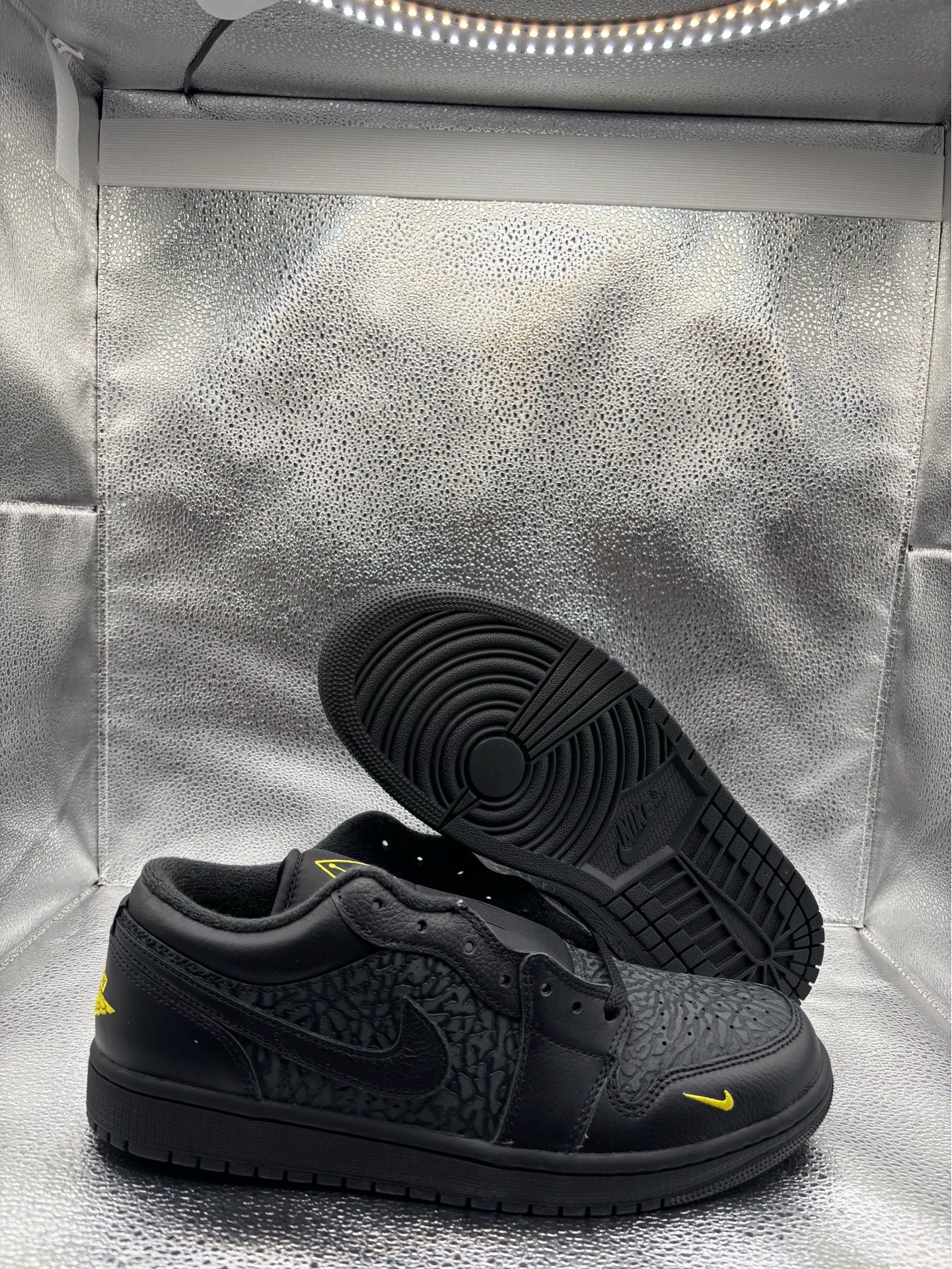 Air Jordan 1 Low Elephant Print