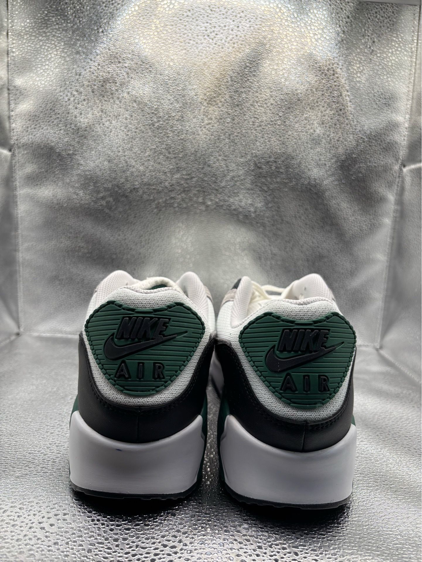 Nike Air Max 90 Evergreen Aura - Men's Size 13 - photo 4