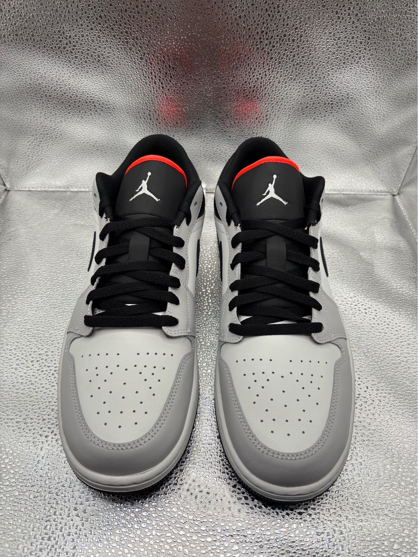 Air Jordan 1 Low Neutral Grey Infrared - photo 2