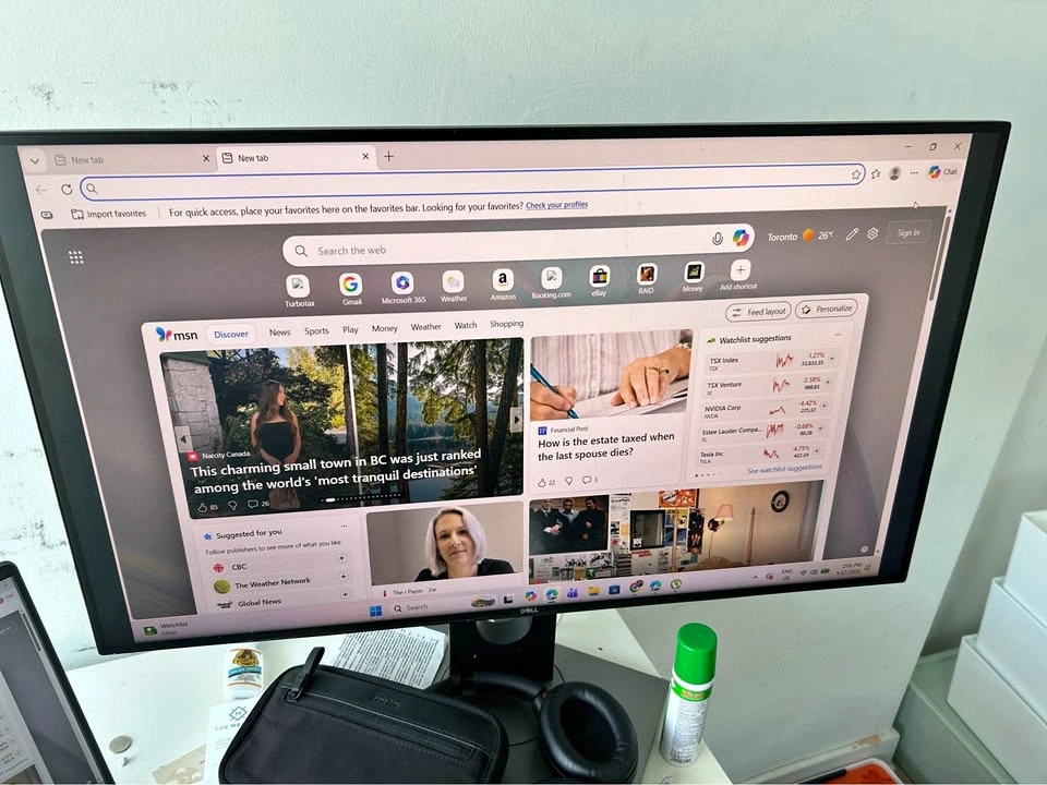 Dell UltraSharp U2717D LED Monitor 27inch