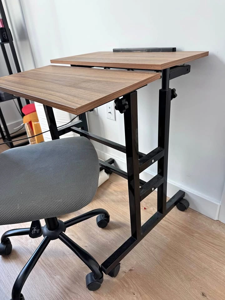 Computer Desk (+ Chair)