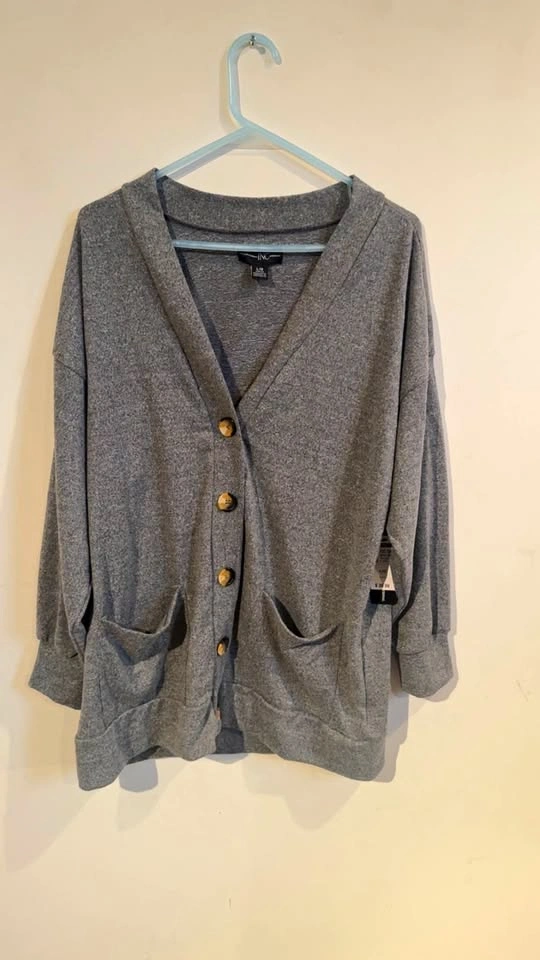 Brandnew sweater size large