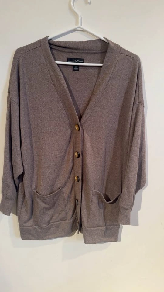 Brandnew sweater size large - photo 2