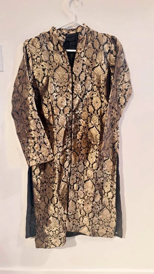 Jamwar suit brand new size medium or small fits