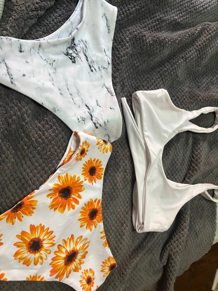White bikini 2 bottoms size small - photo 2
