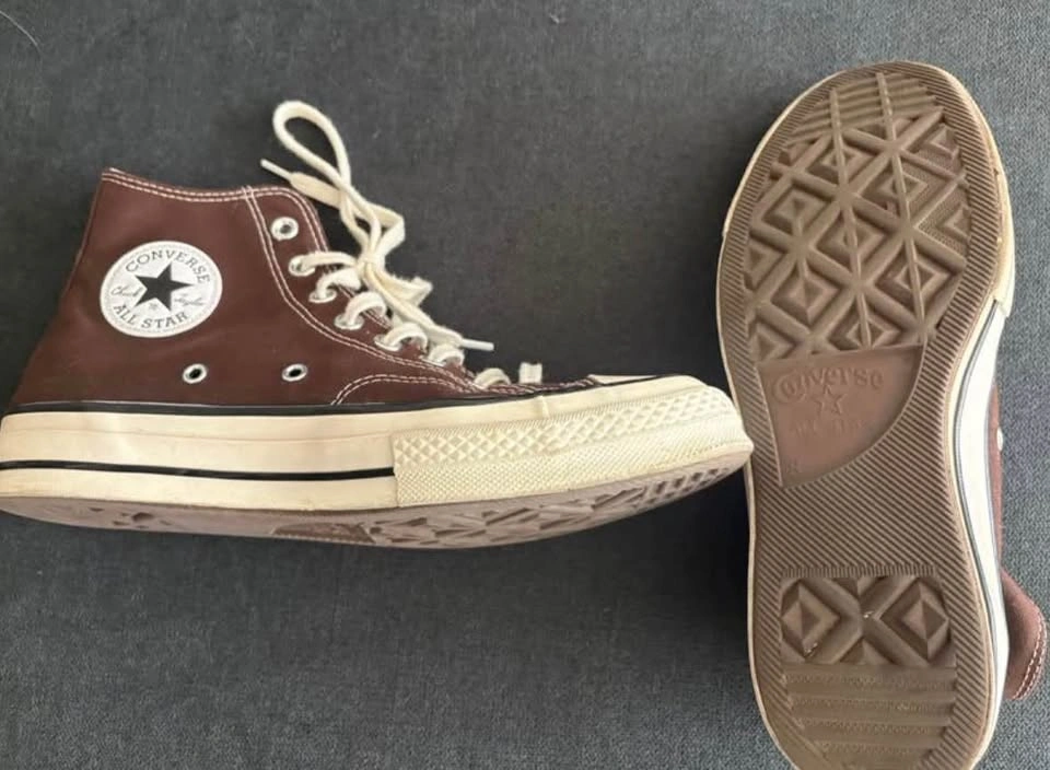 Brown Converse high-top Chucks W10/M8 - photo 2
