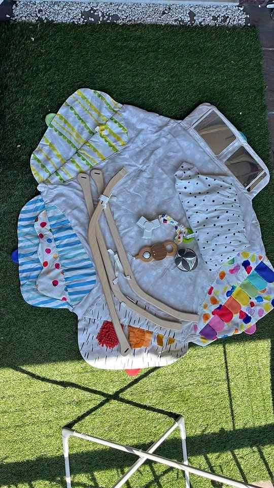 Lovery Playmat