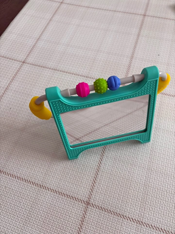 Möbi Peeka Activity Tummy Time Toy Mirror