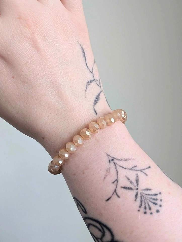 Assorted bracelets - photo 2