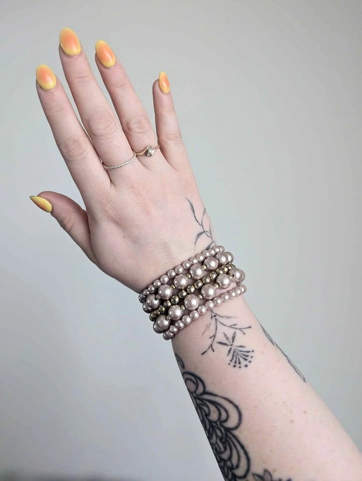 Stretchy Pearl Bracelet Set