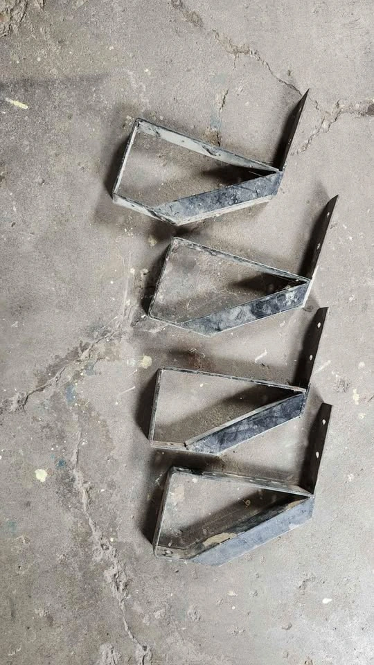 Steel bench brackets