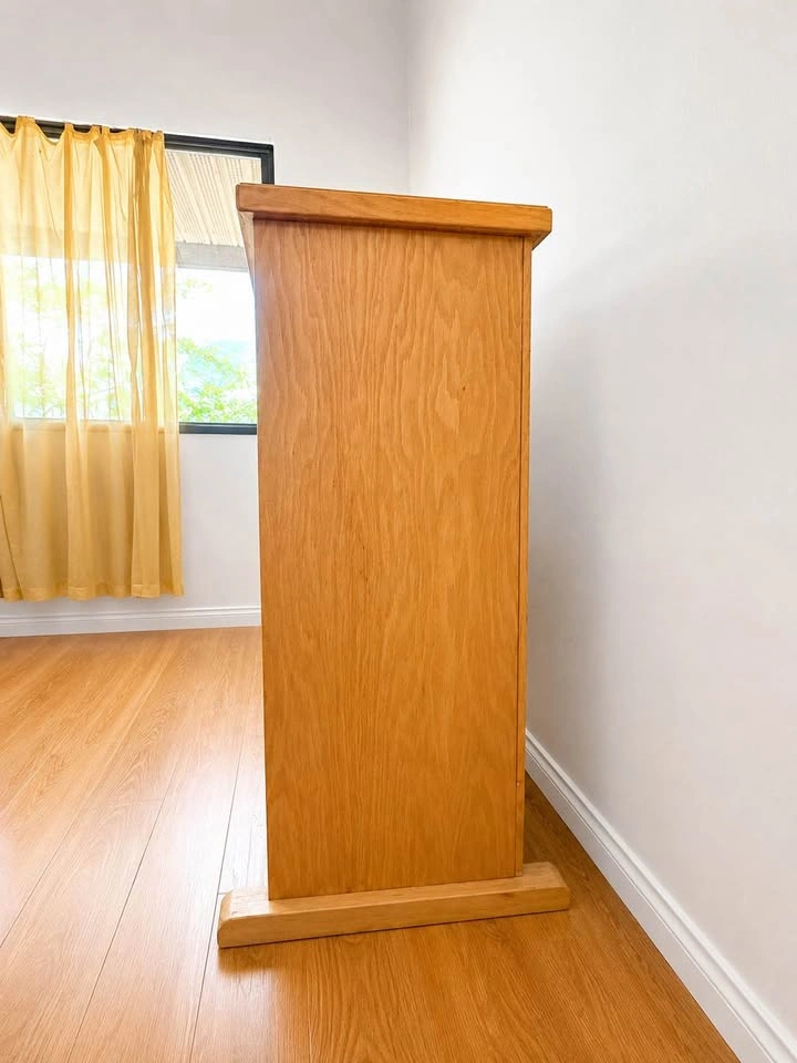 Solid Wood Bookshelf – Sturdy & Spacious - photo 2