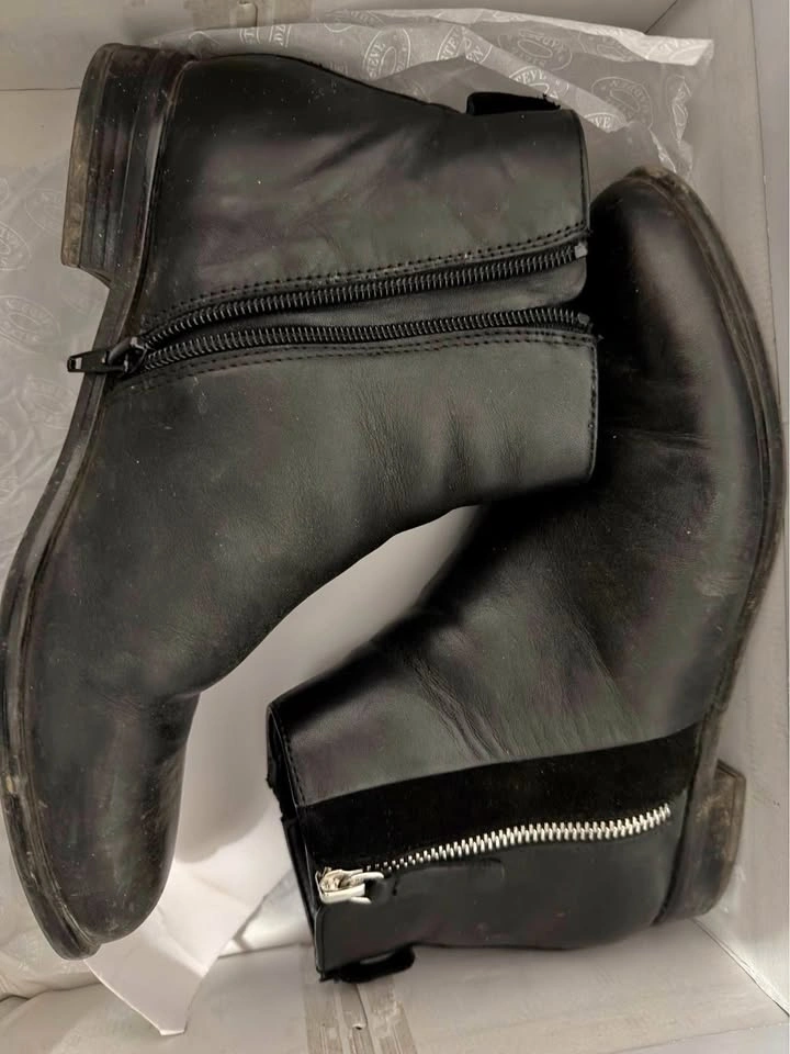 Steve Madden Boots