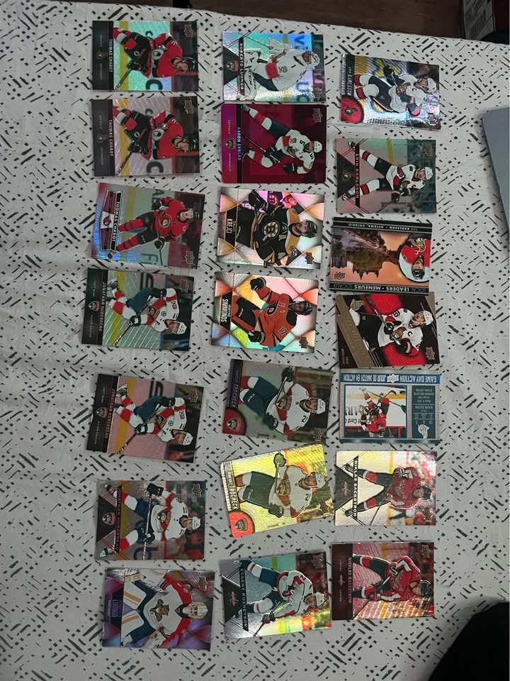 Upper Deck Hockey Card Collection - photo 2