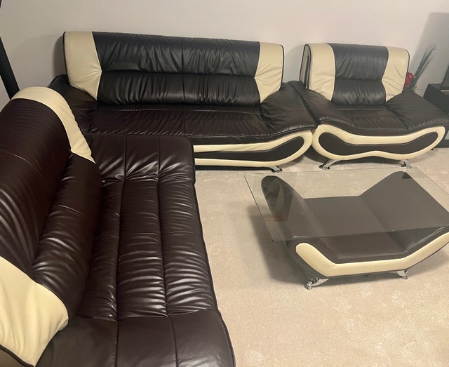 Complete 4-Piece Modern Leather Living Room Set