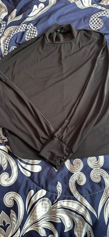 Dynamite Black Mock Neck Top - photo 3
