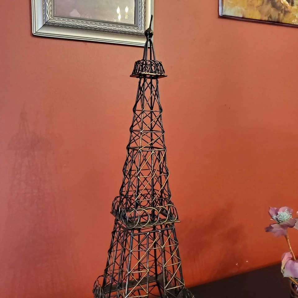 Eiffel Tower Deco - photo 2