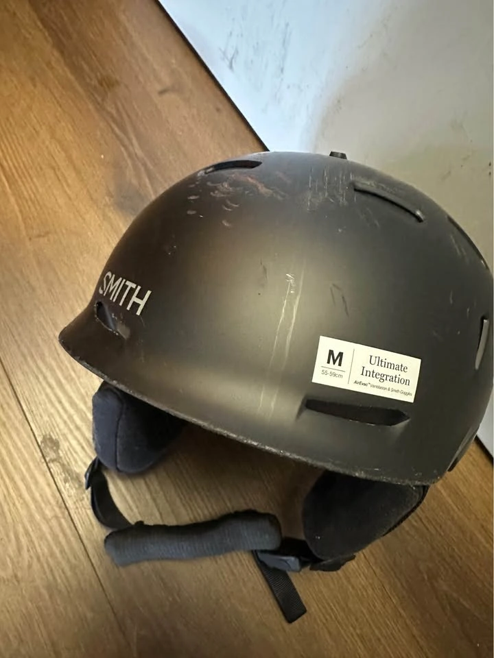 Helmet ⛑️ - photo 2