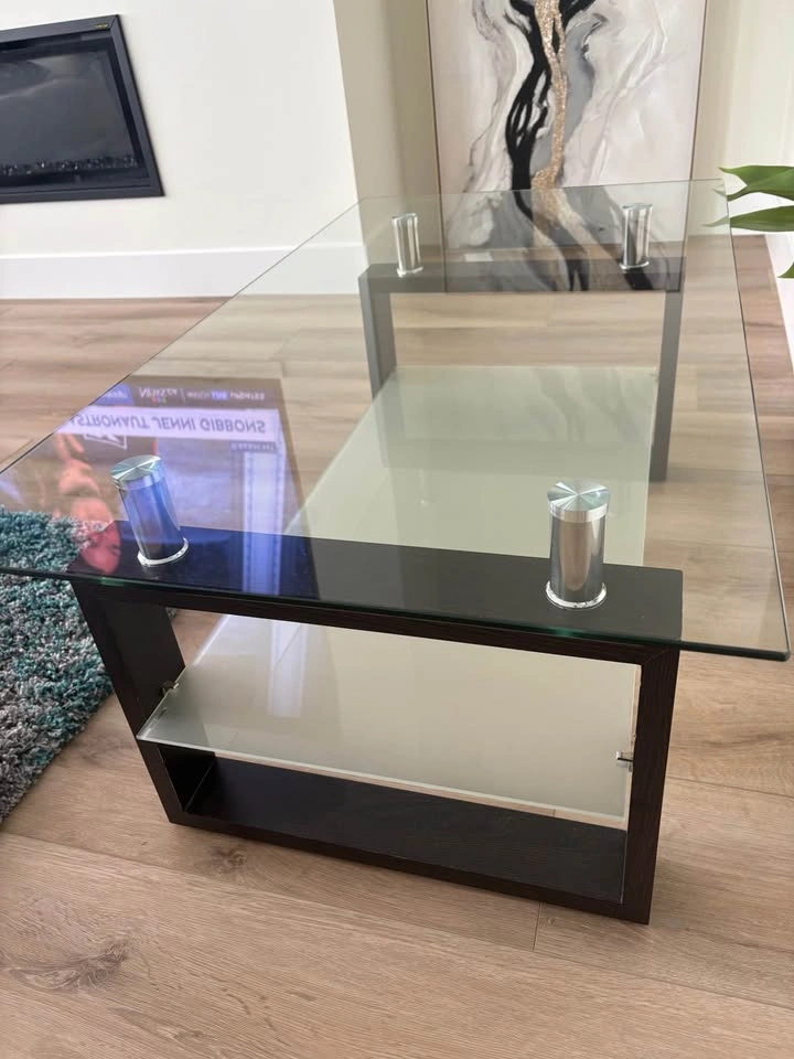 Coffee table and a side table - photo 4