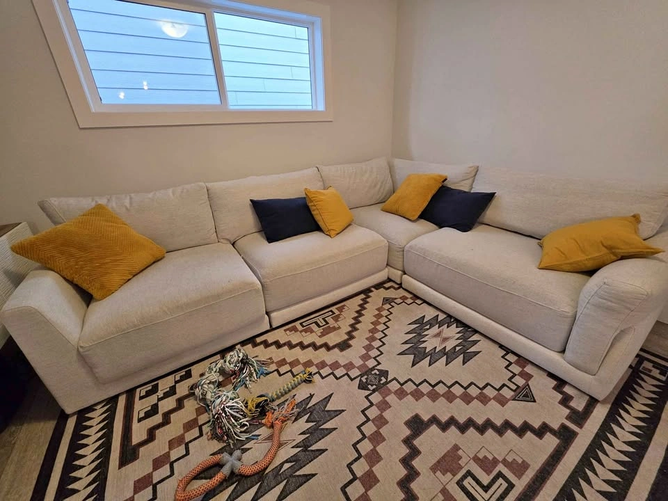 Modern Modular Sectional Couch – White Fabric