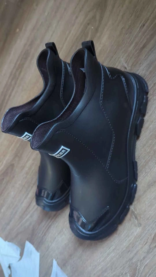 Boots size 9.5 - photo 2