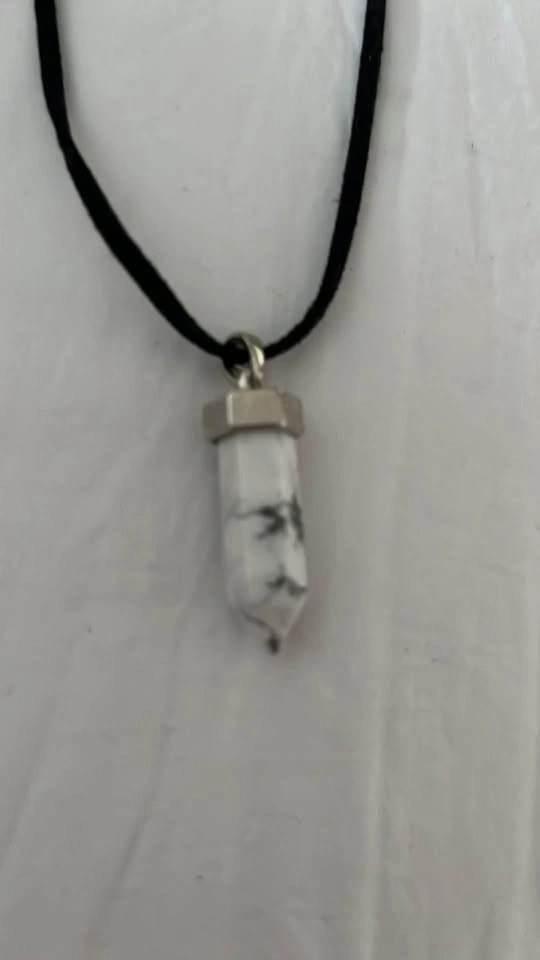 Howlite Crystal point necklace, natural stone on a black cord. - photo 2
