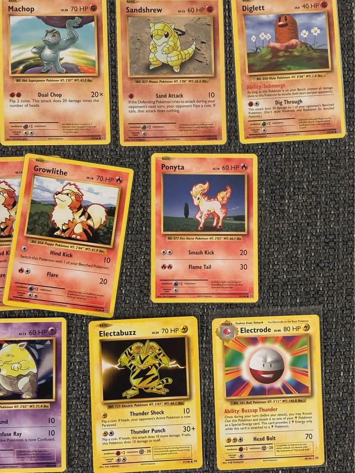 Pokemon Evolutions Lot (2016) - photo 5