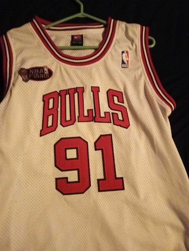 Dennis Rodman XL Bulls Jersey